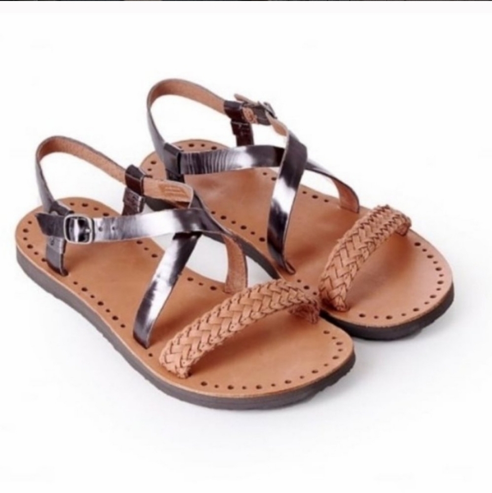 UGG Jordyne Sandal with pewter metallic strap
